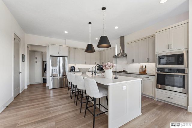 21225 Joseph Street, Omaha, NE 68022