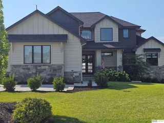 21225 Joseph Street, Omaha, NE 68022