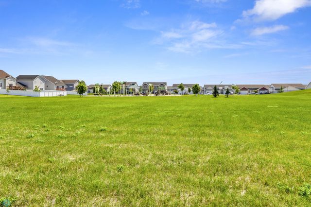 1334 6th Street NW, West Fargo, ND 58078