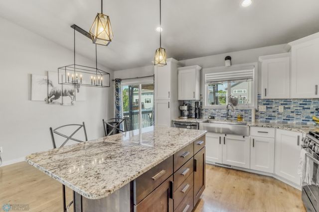 1334 6th Street NW, West Fargo, ND 58078