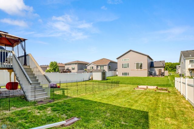 1334 6th Street NW, West Fargo, ND 58078