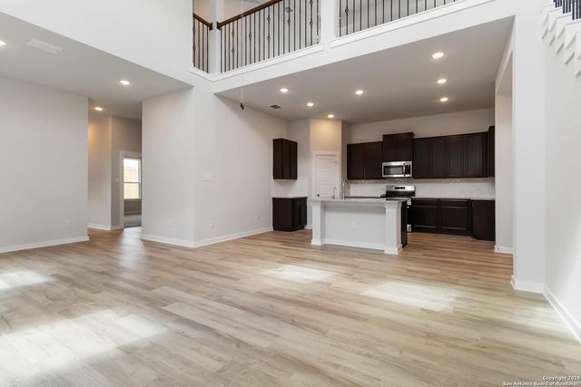 218 Jessica Knoll, San Antonio, TX 78253