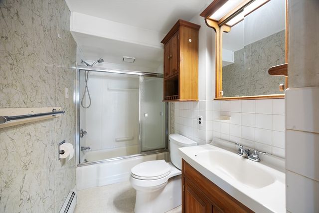 47 Boucher Cir, Chicopee, MA 01020
