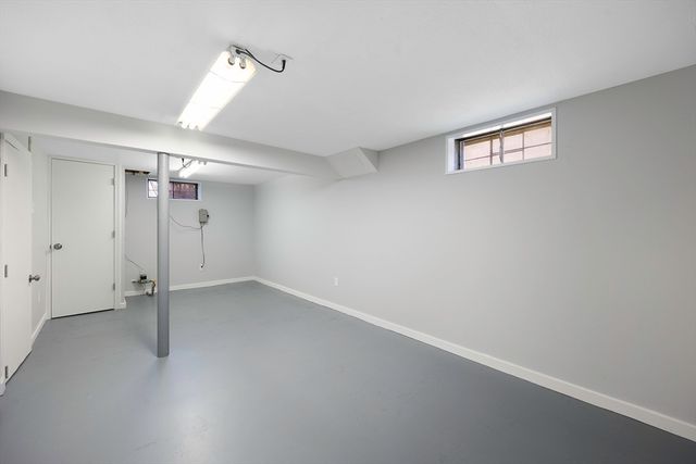 47 Boucher Cir, Chicopee, MA 01020