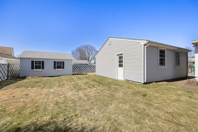 47 Boucher Cir, Chicopee, MA 01020