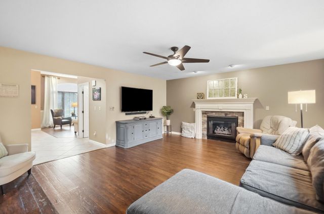 998 Brookwood Drive 998 Brookwood Drive, Troy, OH 45373