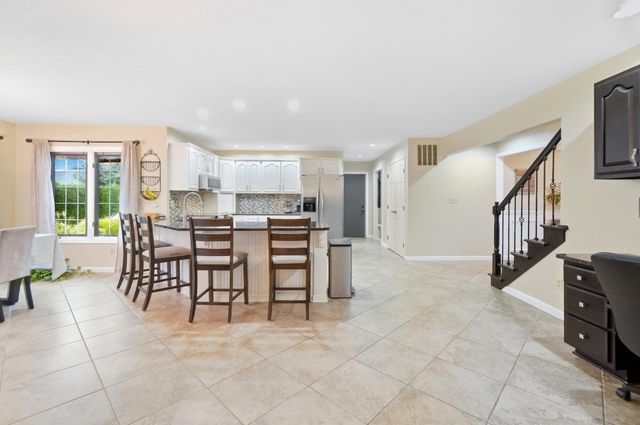 998 Brookwood Drive 998 Brookwood Drive, Troy, OH 45373