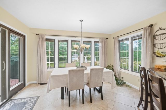998 Brookwood Drive 998 Brookwood Drive, Troy, OH 45373