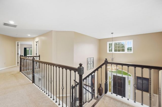 998 Brookwood Drive 998 Brookwood Drive, Troy, OH 45373