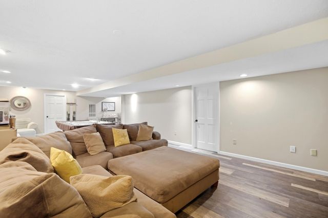 998 Brookwood Drive 998 Brookwood Drive, Troy, OH 45373