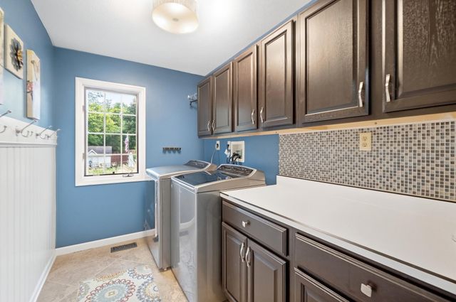 998 Brookwood Drive 998 Brookwood Drive, Troy, OH 45373