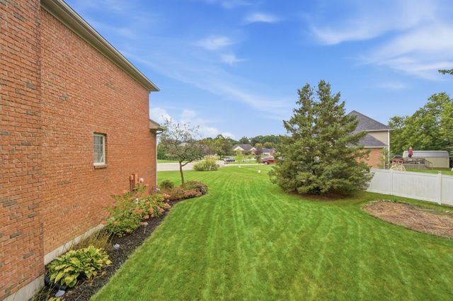 998 Brookwood Drive 998 Brookwood Drive, Troy, OH 45373