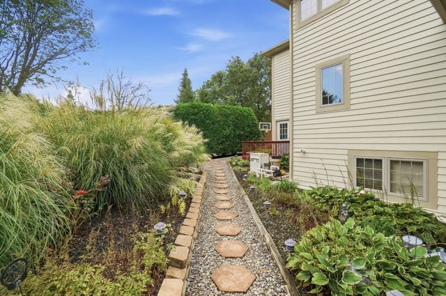 998 Brookwood Drive 998 Brookwood Drive, Troy, OH 45373