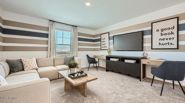 3265 E POMODORO Avenue, San Tan Valley, AZ 85143