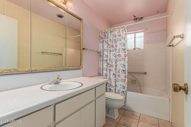 6050 E BOISE Street, Mesa, AZ 85205