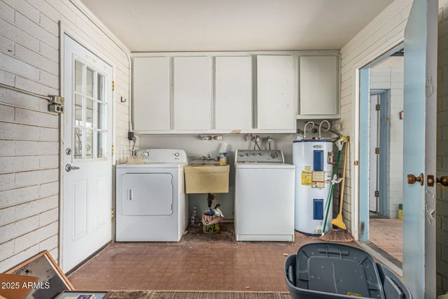 6050 E BOISE Street, Mesa, AZ 85205