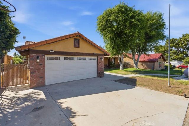 20801 Hollis Drive, Perris, CA 92570