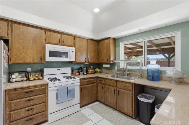 20801 Hollis Drive, Perris, CA 92570