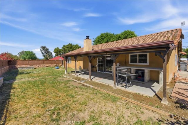 20801 Hollis Drive, Perris, CA 92570