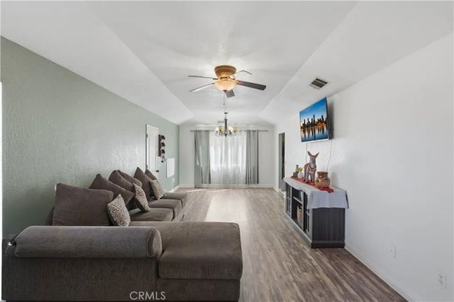 20801 Hollis Drive, Perris, CA 92570