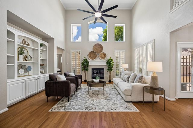 7535 Guinevere Drive, Sugar Land, TX 77479