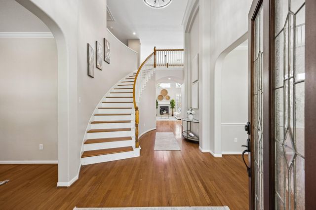 7535 Guinevere Drive, Sugar Land, TX 77479