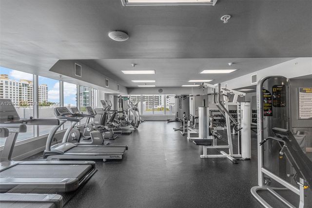 275 NE 18th Street 1803, Miami, FL 33132