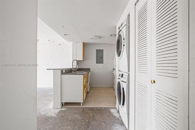 275 NE 18th Street 1803, Miami, FL 33132