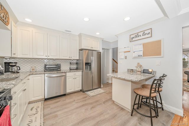 3738 Regent Lane, Wantagh, NY 11793