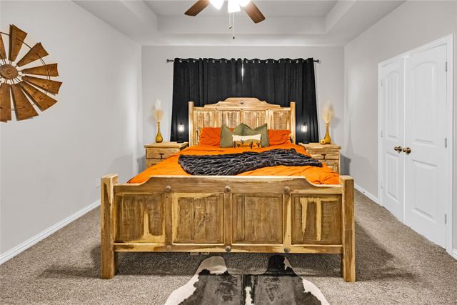 308 Olde Knoll Place, Rio Vista, TX 76093