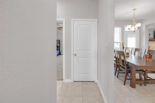 308 Olde Knoll Place, Rio Vista, TX 76093