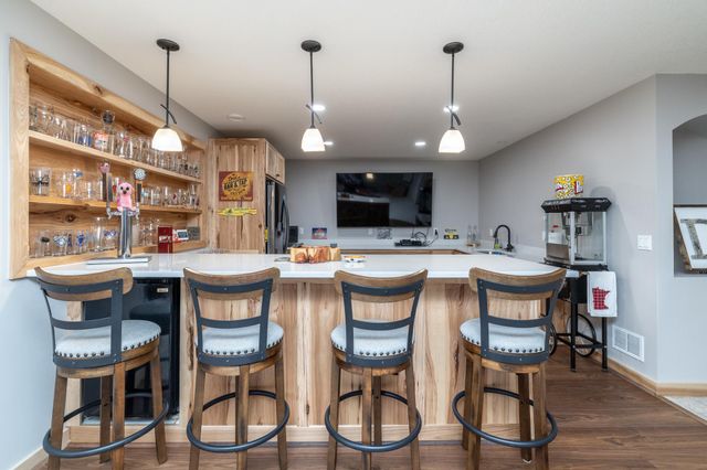 6598 Alverno Lane, Inver Grove Heights, MN 55077