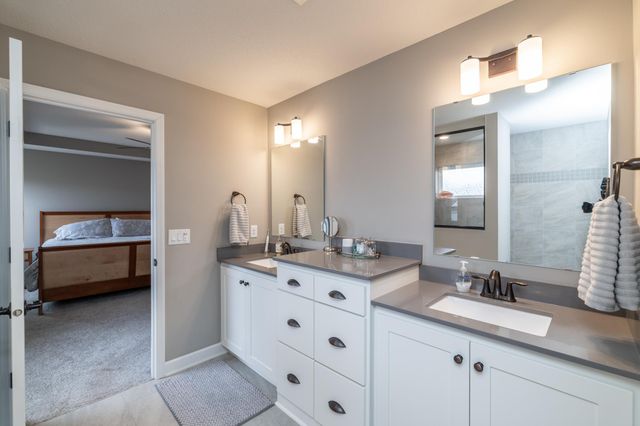 6598 Alverno Lane, Inver Grove Heights, MN 55077