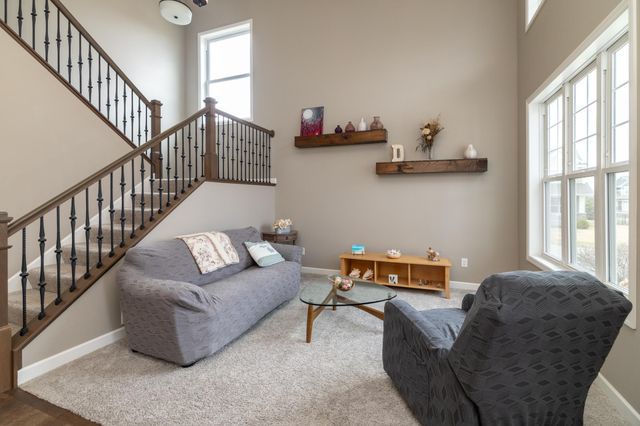 6598 Alverno Lane, Inver Grove Heights, MN 55077