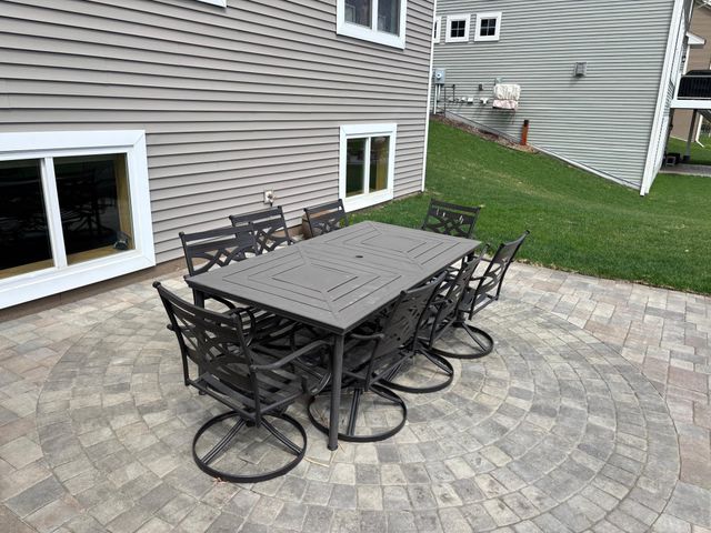 6598 Alverno Lane, Inver Grove Heights, MN 55077