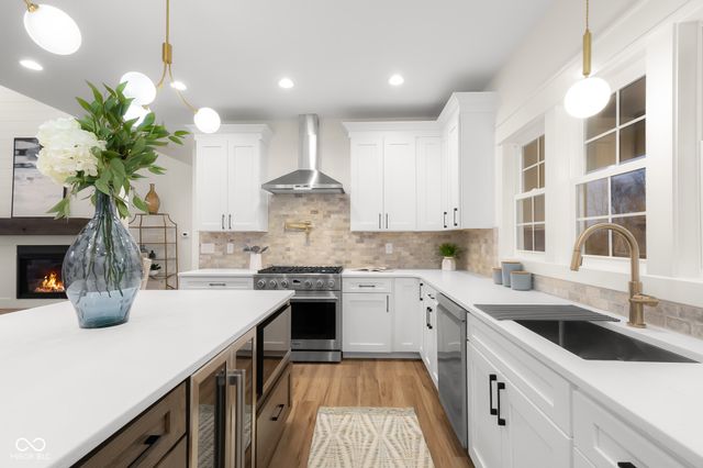 5166 Oak Ridge Trail, Columbus, IN 47201