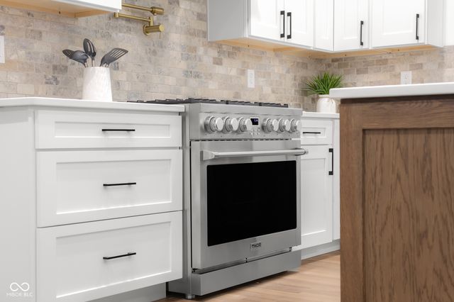 5166 Oak Ridge Trail, Columbus, IN 47201