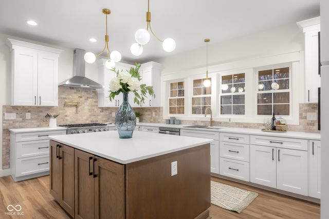 5166 Oak Ridge Trail, Columbus, IN 47201