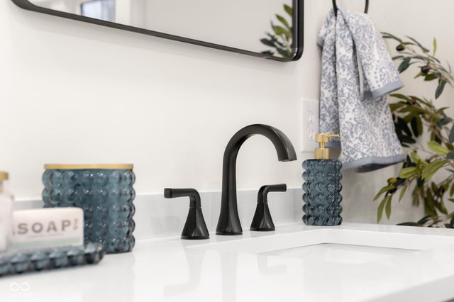 5166 Oak Ridge Trail, Columbus, IN 47201