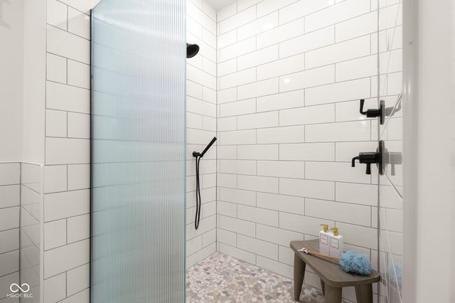 5166 Oak Ridge Trail, Columbus, IN 47201