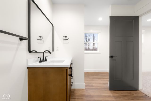 5166 Oak Ridge Trail, Columbus, IN 47201