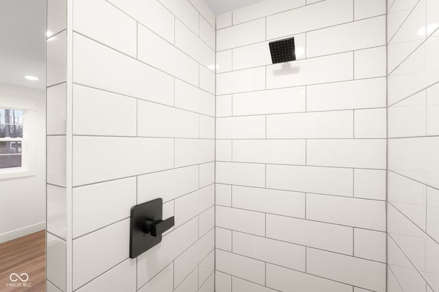 5166 Oak Ridge Trail, Columbus, IN 47201