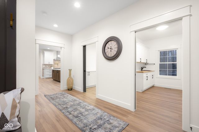 5166 Oak Ridge Trail, Columbus, IN 47201