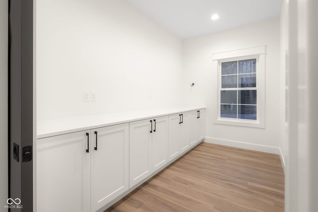 5166 Oak Ridge Trail, Columbus, IN 47201