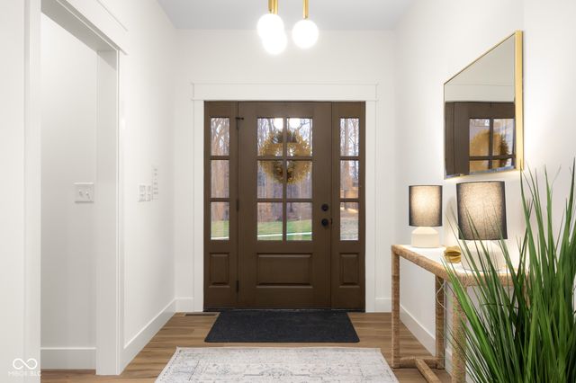 5166 Oak Ridge Trail, Columbus, IN 47201