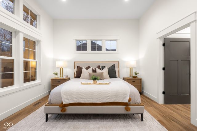 5166 Oak Ridge Trail, Columbus, IN 47201