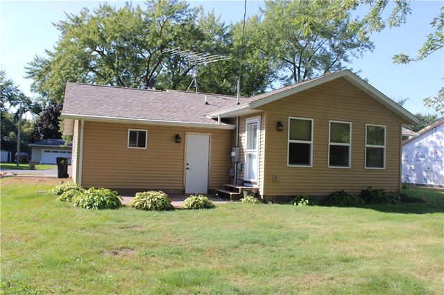 2517 Blakeley Avenue, Eau Claire, WI 54701