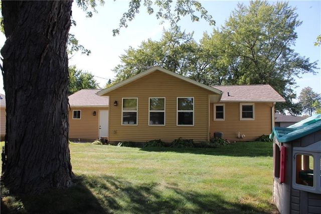 2517 Blakeley Avenue, Eau Claire, WI 54701