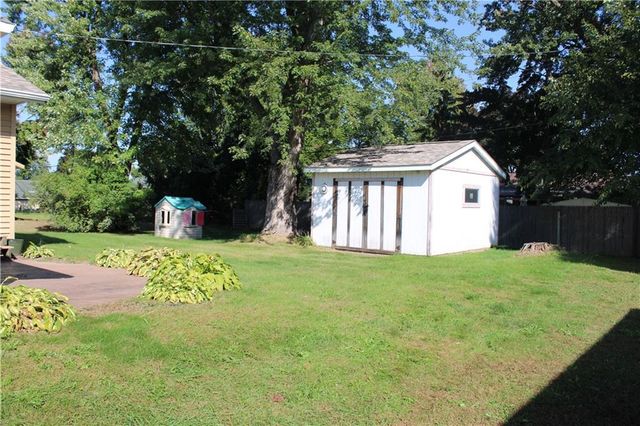 2517 Blakeley Avenue, Eau Claire, WI 54701