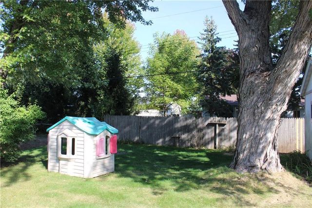 2517 Blakeley Avenue, Eau Claire, WI 54701